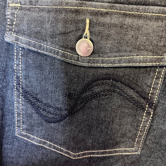 Ladies Lee Jean Capris NWOT 16W - Picture 6 of 9